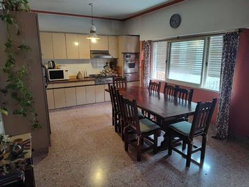 Hermoso Chalet - Acepta Permuta