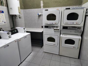 Alquiler 2 amb. c/balcón y amenities en Caballito