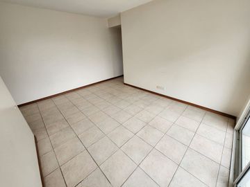 Alquiler 2 amb. c/balcón y amenities en Caballito