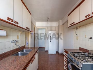 VENTA DPTO 3 AMB Y DEPENDENCIA PARQUE CHACABUCO