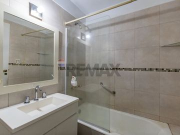 VENTA DPTO 3 AMB Y DEPENDENCIA PARQUE CHACABUCO