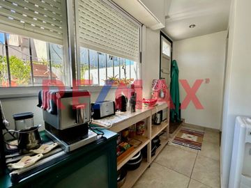VENTA DEPTO 5 AMB C/ BALCÓN, 2 COCHERAS Y PATIO