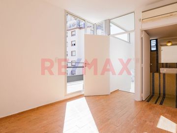 VENTA DEPTO . 3 AMBIENTES . ABASTO . + BALCONES