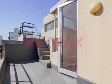 VENTA DEPTO . 3 AMBIENTES . ABASTO . + BALCONES