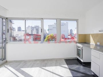 VENTA DEPTO . 3 AMBIENTES . ABASTO . + BALCONES