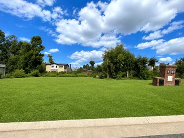 Venta lote barrio privado  Las Prunas 786 m