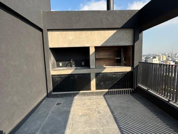 Dep 2 ambientes en venta c/balcón Colegiales