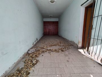 VENTA CASA 5 DORMITORIOS B° PROVINCIAS UNIDAS