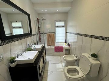 CASA 4 AMBIENTES VENTA  BELLA VISTA CON PILETA