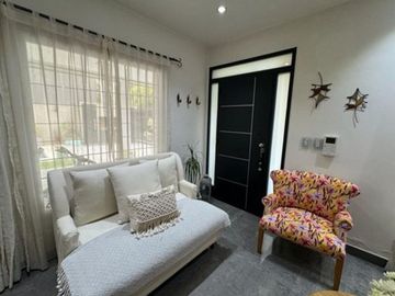 CASA 4 AMBIENTES VENTA  BELLA VISTA CON PILETA