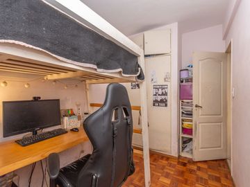 DEPTO EN VENTA 4 AMB CON BALCON FLORES LUMINOSO