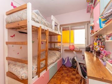 DEPTO EN VENTA 4 AMB CON BALCON FLORES LUMINOSO