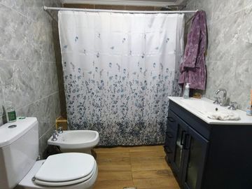 VENTA CASA DE 6 AMBIENTES FRANCISCO ALVAREZ