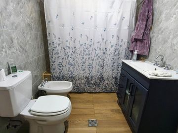 VENTA CASA DE 6 AMBIENTES FRANCISCO ALVAREZ