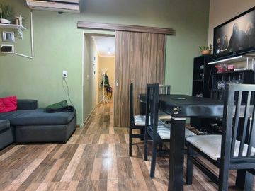 VENTA CASA DE 6 AMBIENTES FRANCISCO ALVAREZ