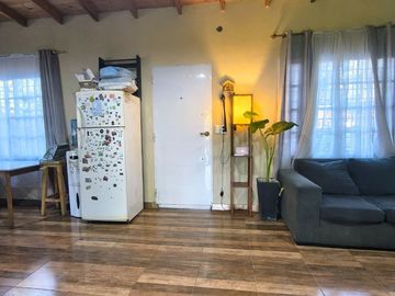 VENTA CASA DE 6 AMBIENTES FRANCISCO ALVAREZ