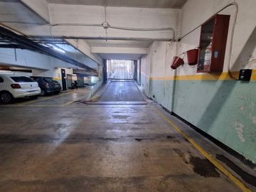 Venta Cochera cubierta Belgrano