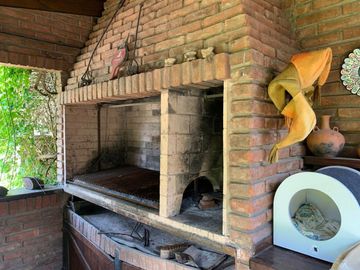 VENTA CASA 4 AMBIENTES EN DE VICENZO CHICO
