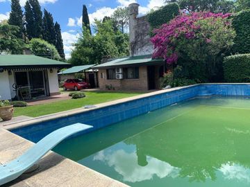 VENTA CASA 4 AMBIENTES EN DE VICENZO CHICO