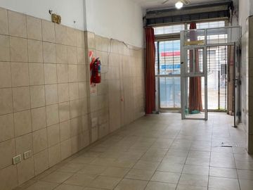 EN VENTA LOCAL COMERCIAL TABLADA
