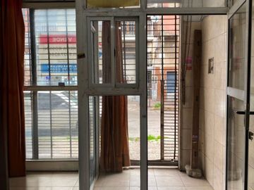 EN VENTA LOCAL COMERCIAL TABLADA
