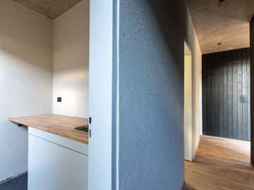 VENTA CASA A ESTRENAR C/ PILETA, COCHERA - PERMUTA
