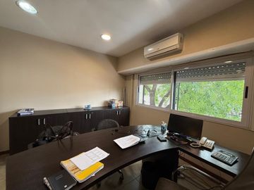 VENTA DE DEPOSITO CON OFICINAS BARRACAS MIXTURA 2