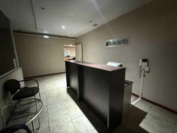 VENTA DE DEPOSITO CON OFICINAS BARRACAS MIXTURA 2