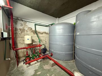 VENTA DE DEPOSITO CON OFICINAS BARRACAS MIXTURA 2