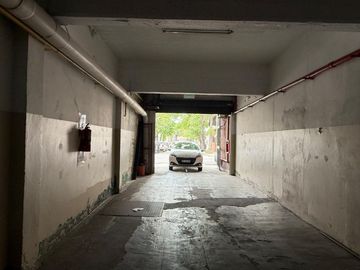 VENTA DE DEPOSITO CON OFICINAS BARRACAS MIXTURA 2