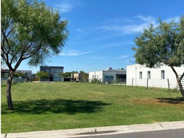 VENTA LOTE INTERNO 545 m² SANTA EMILIA P. DEL ESTE