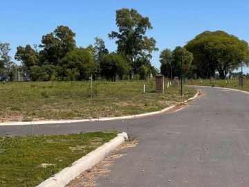 Venta Lote Barrio La Posta Pilar 388m2