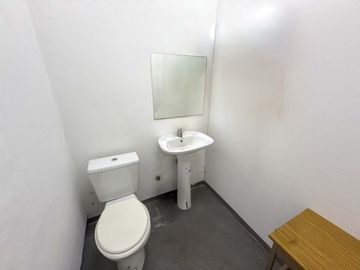 OFICINAS EN VENTA SOBRE RUTA 8, PILAR