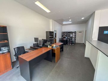OFICINAS EN VENTA SOBRE RUTA 8, PILAR