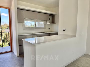 VENTA DPTO 3AMB, PISO 3, A ESTRENAR SARAVI VILLAGE