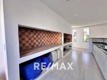 VENTA DPTO 3 AMB, PISO 1, SARAVI VILLAGE