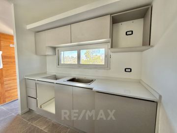 VENTA DPTO 3 AMB, PISO 1, SARAVI VILLAGE