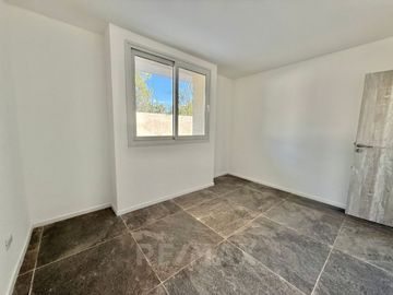 VENTA DPTO 2 AMB. JARDIN A ESTRENAR SARAVI VILLAGE
