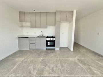 VENTA DPTO 2 AMB. JARDIN A ESTRENAR SARAVI VILLAGE