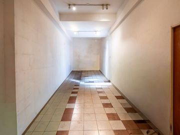 Venta PH 3 amb, patio, 2 cocheras, P. Chacabuco