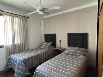 VENTA DEPTO 2 DORMITORIOS COCHERA ALBERDI CENTRO