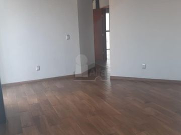 Renta de oficinas o consultorios, centro de Metepec, en Av. José María Morelos.