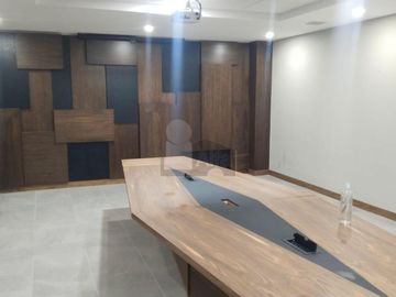 Oficina comercial en renta en Caminos del Valle, Chihuahua, Chihuahua