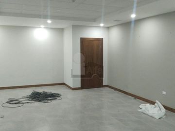 Oficina comercial en renta en Caminos del Valle, Chihuahua, Chihuahua