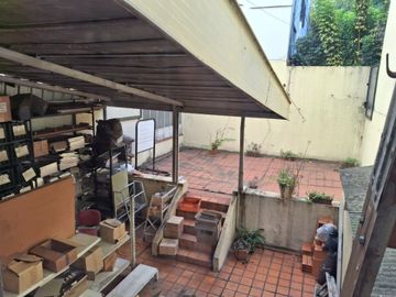 Alquiler Local 102m² Cubiertos + Patio en Florida