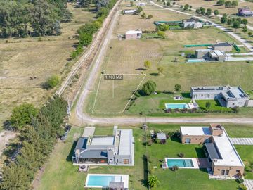 Venta terreno barrio privado Las Calandrias