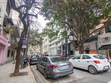 Venta Monoambiente al frente en Las Cañitas