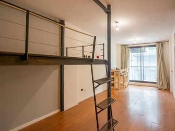 Venta Monoambiente al frente en Las Cañitas