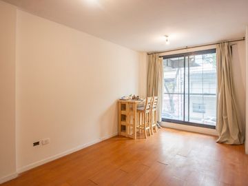 Venta Monoambiente al frente en Las Cañitas