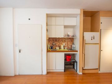 Venta Monoambiente al frente en Las Cañitas